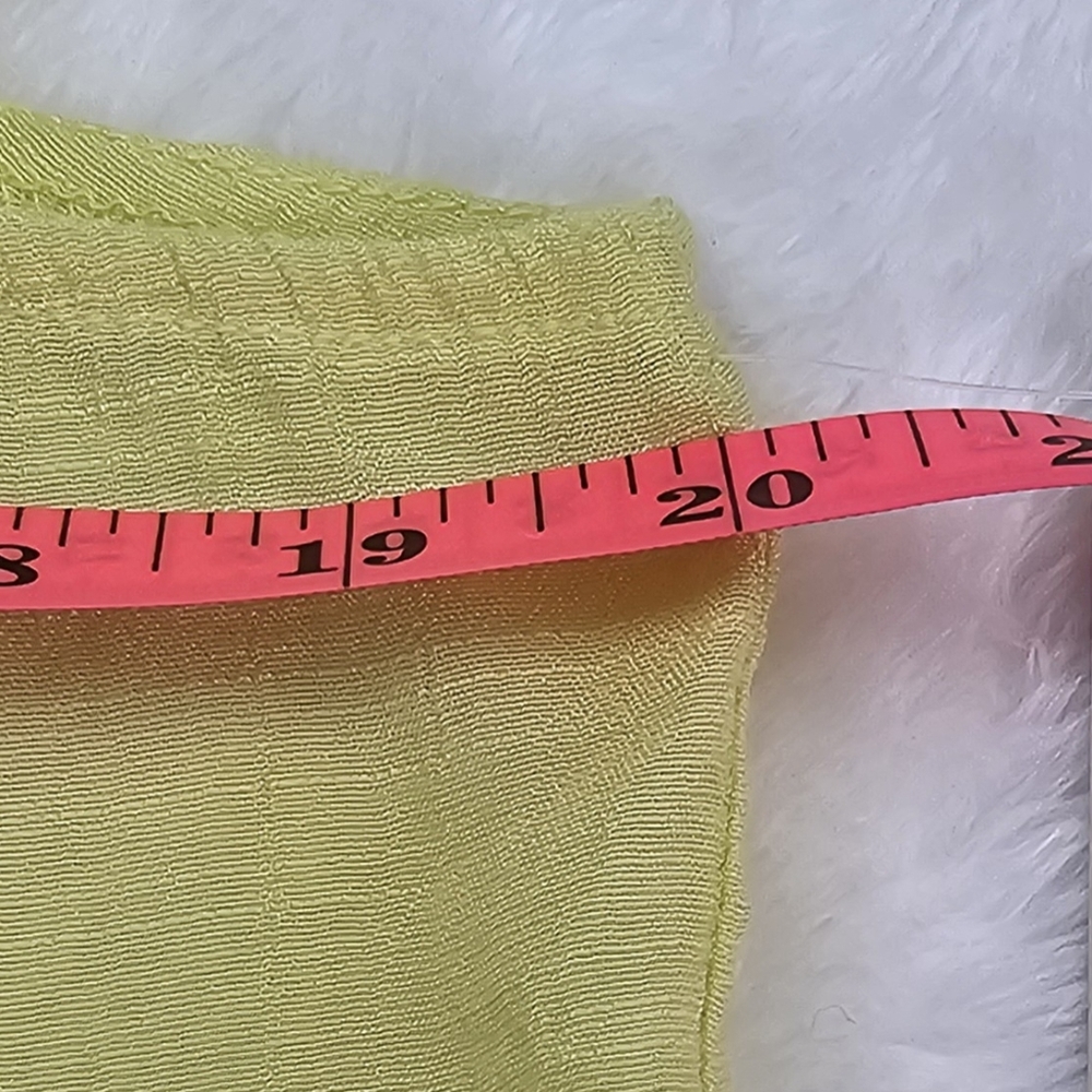 Fundamental Things Limencello Flutter Short Sleeve Lightweight Top Womens Small - Picture 11 of 12